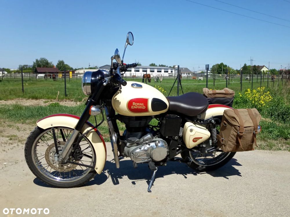 Royal Enfield Classic - 1