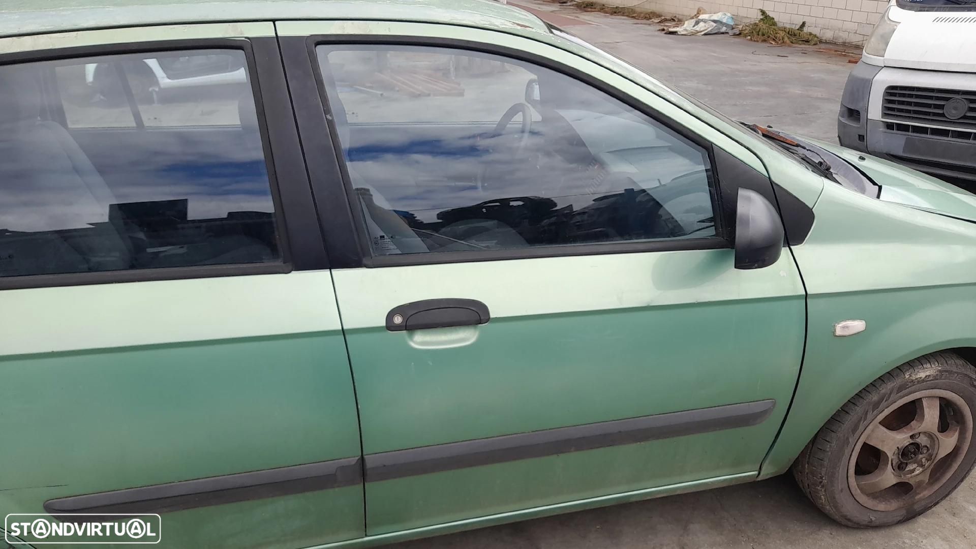 Porta frente direita HYUNDAI Getz (TB) - 1