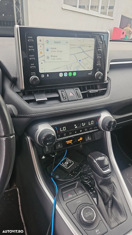 Toyota RAV4 - 6