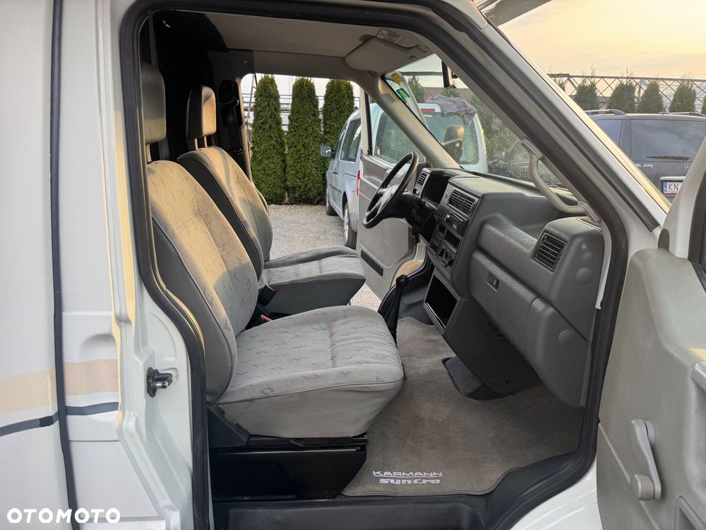 Volkswagen T4 syncro Karmann - 11