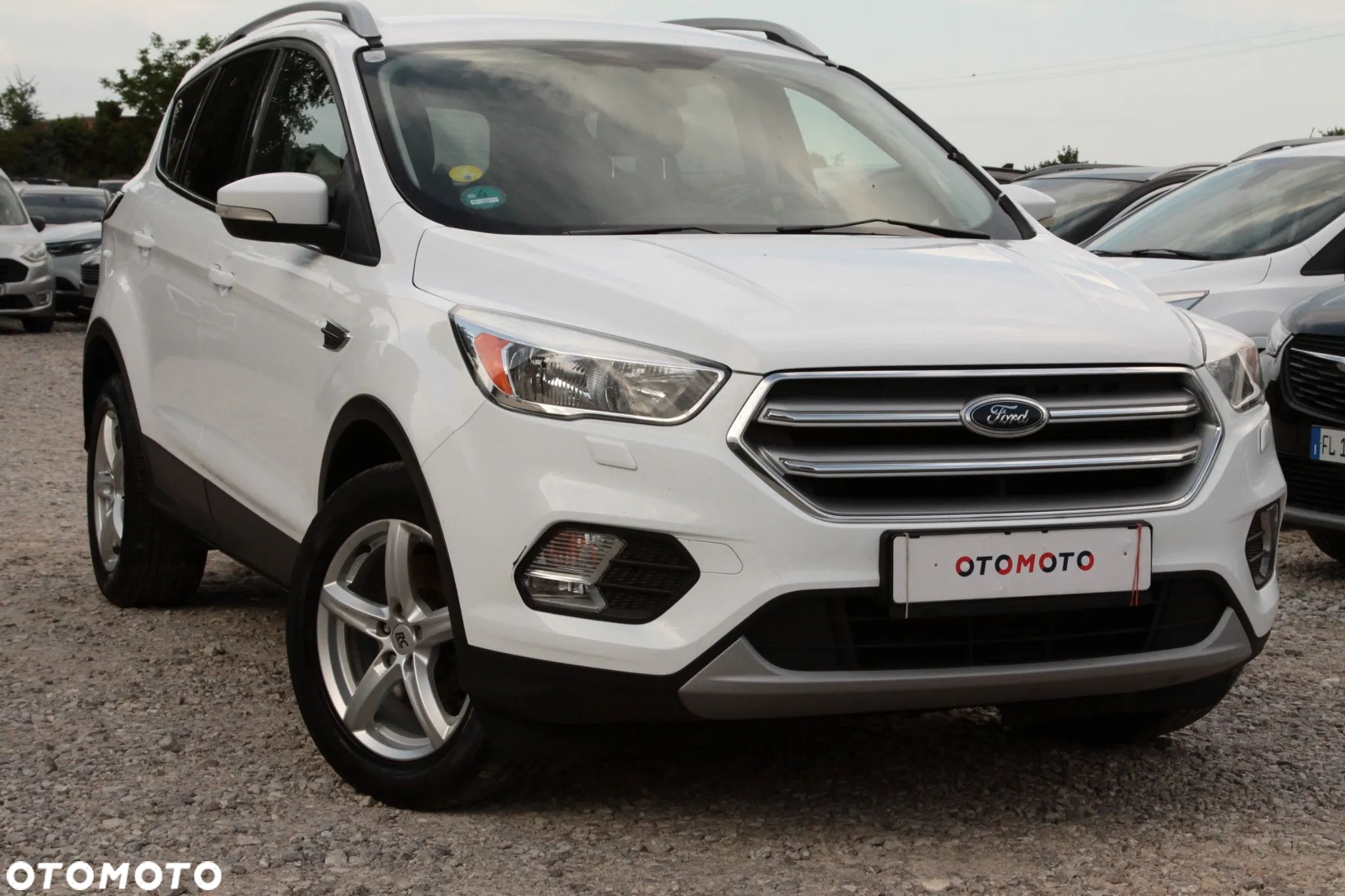 Ford Kuga 2.0 TDCi 2x4 Business Edition - 1