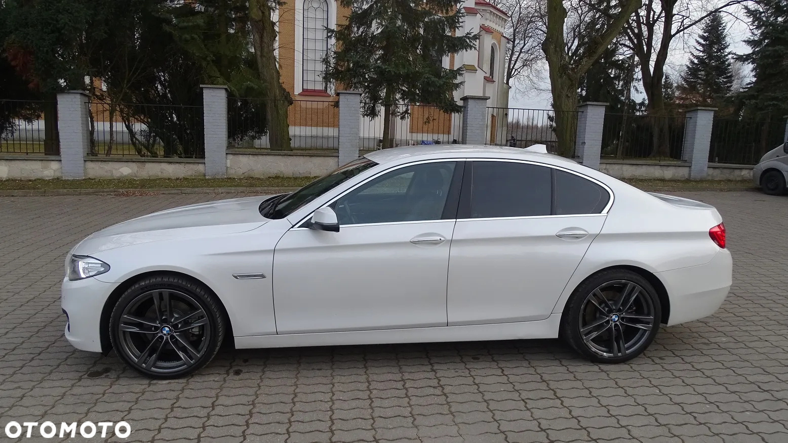 BMW Seria 5 520d Efficient Dynamics Edition - 5
