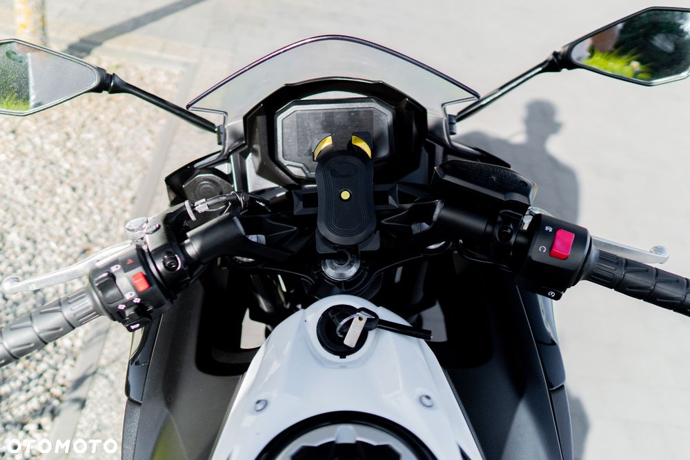 Kawasaki Ninja - 22