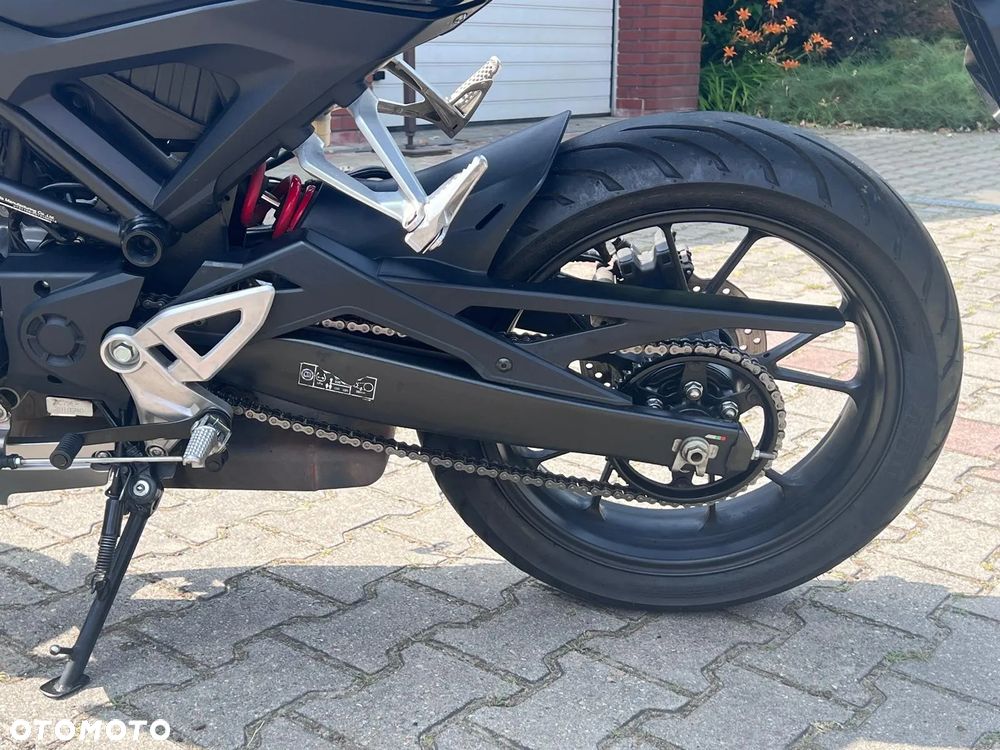 Honda CB - 8