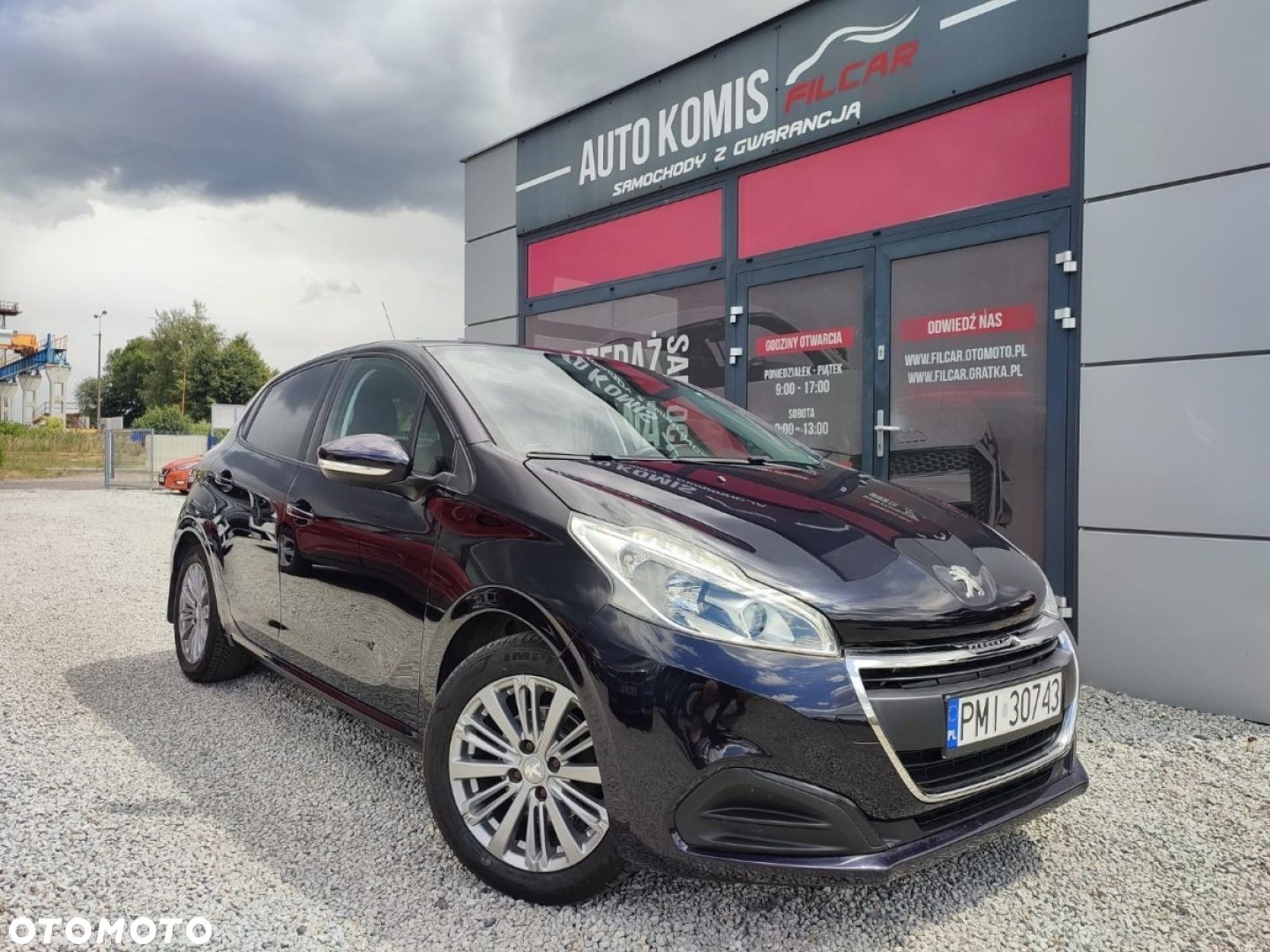 Peugeot 208 - 1