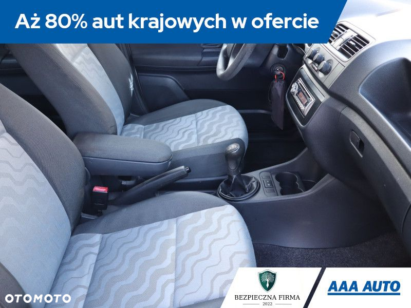 Skoda Fabia - 10