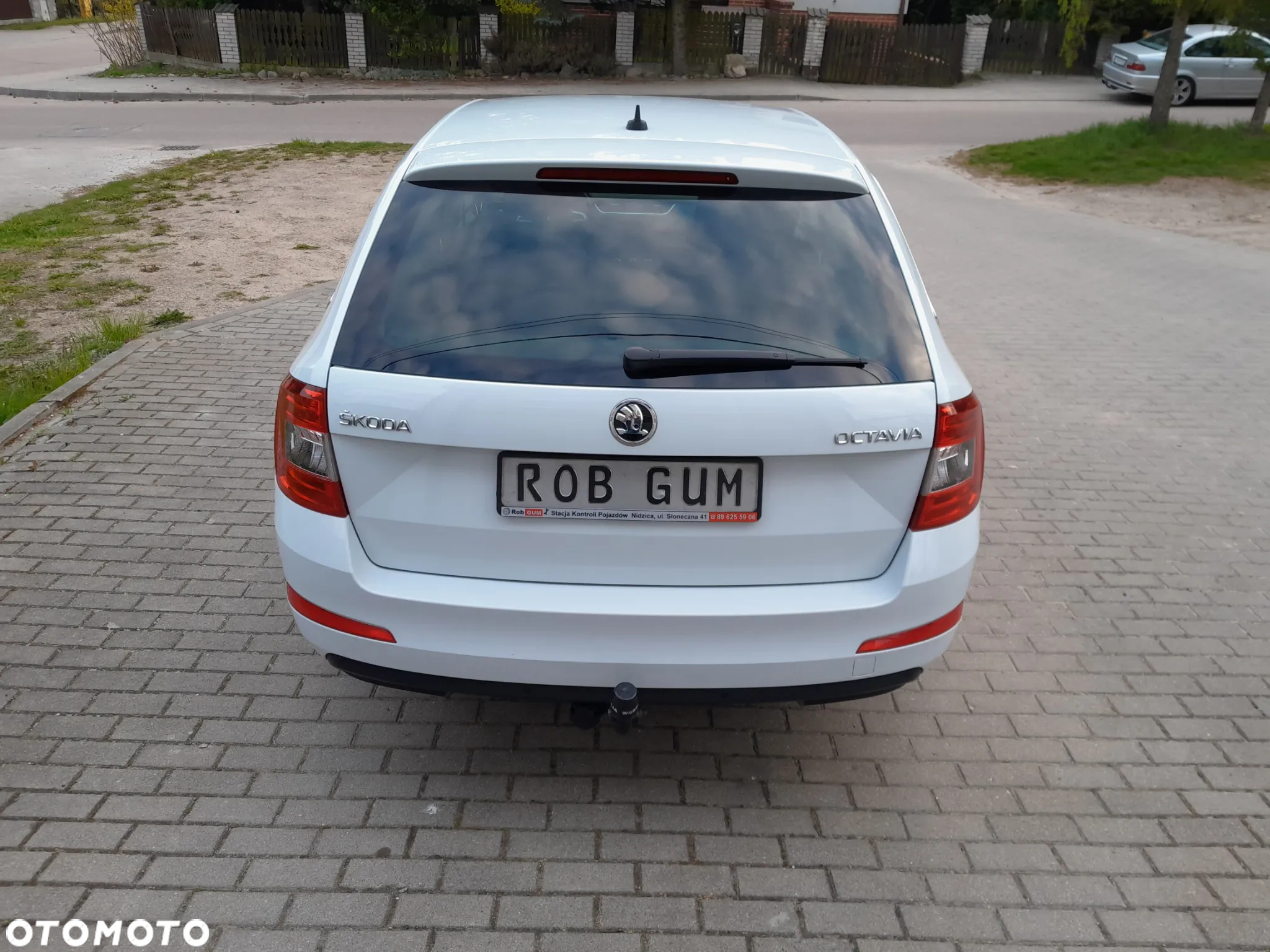 Skoda Octavia 2.0 TDI DSG Premium Edition - 4