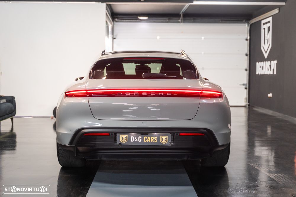 Porsche Taycan Sport Turismo 4S - 27
