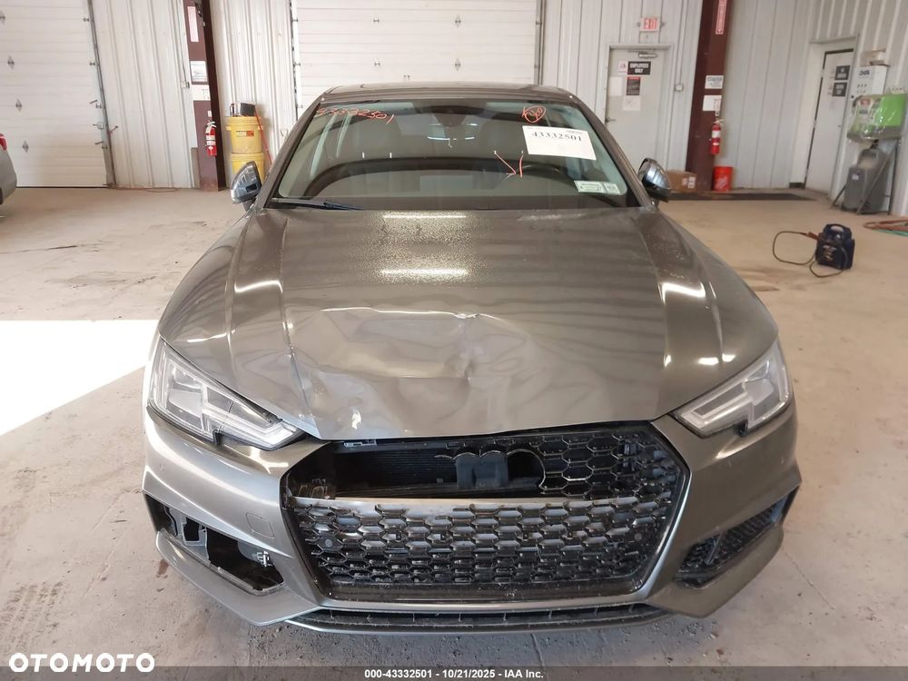 Audi A4 Limousine - 3