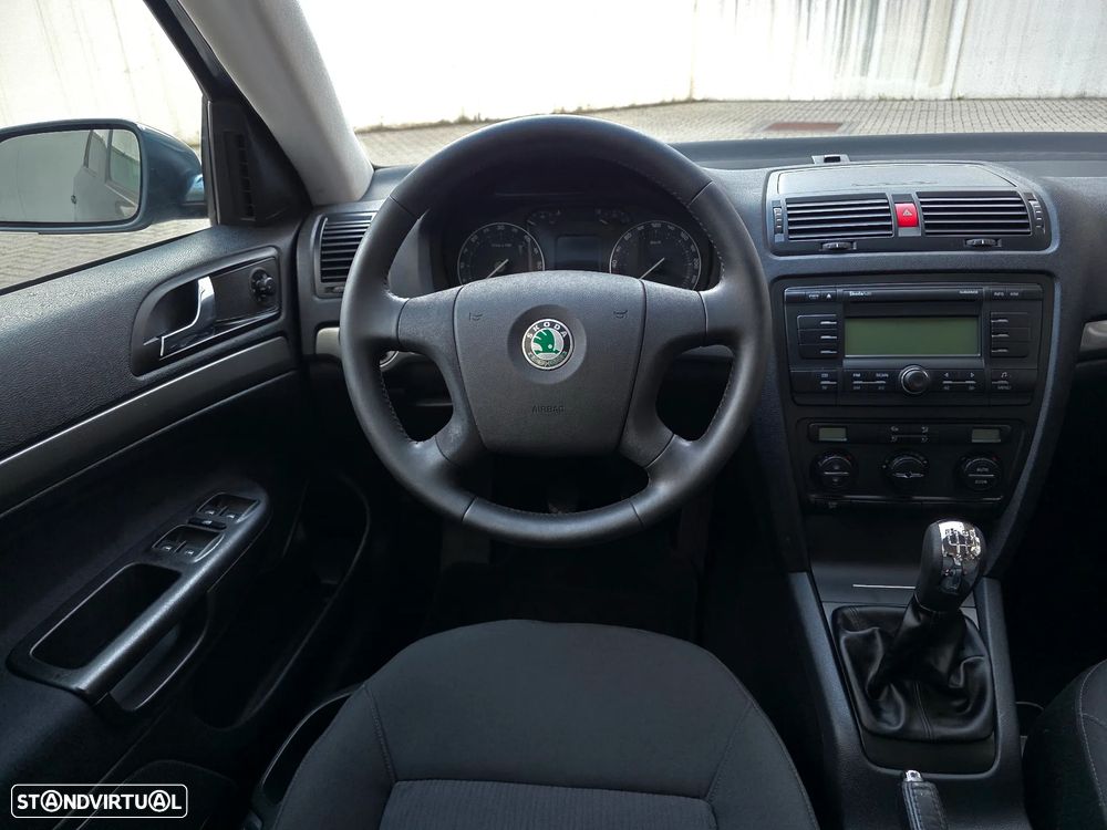 Skoda Octavia Break 1.9 TDi Sportline - 42