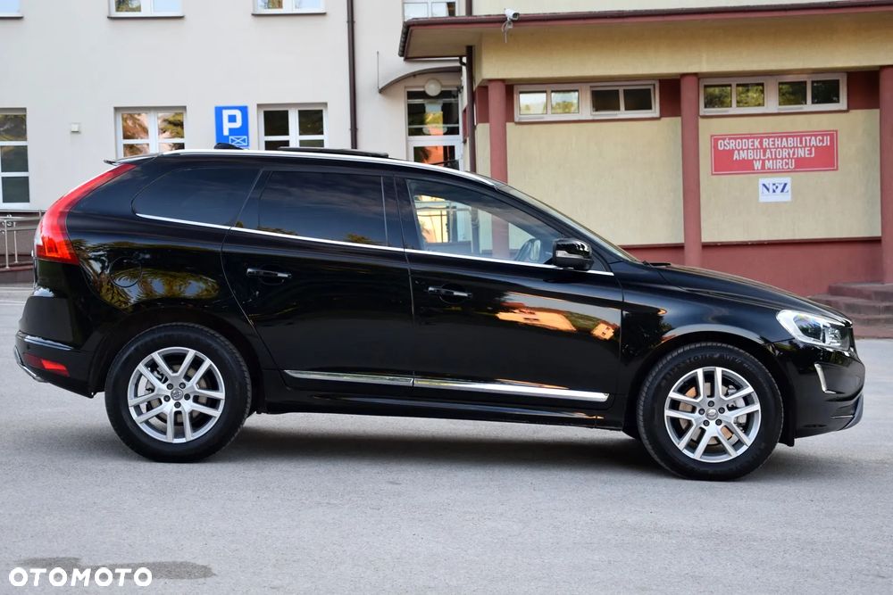 Volvo XC 60 D5 AWD Summum - 3