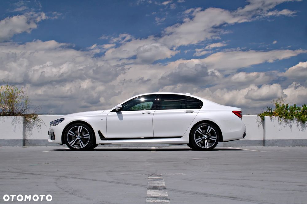 BMW Seria 7 740d xDrive - 2