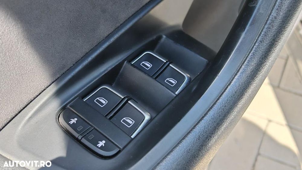 Audi A6 Avant 2.0 TDI Ultra DPF S tronic - 27