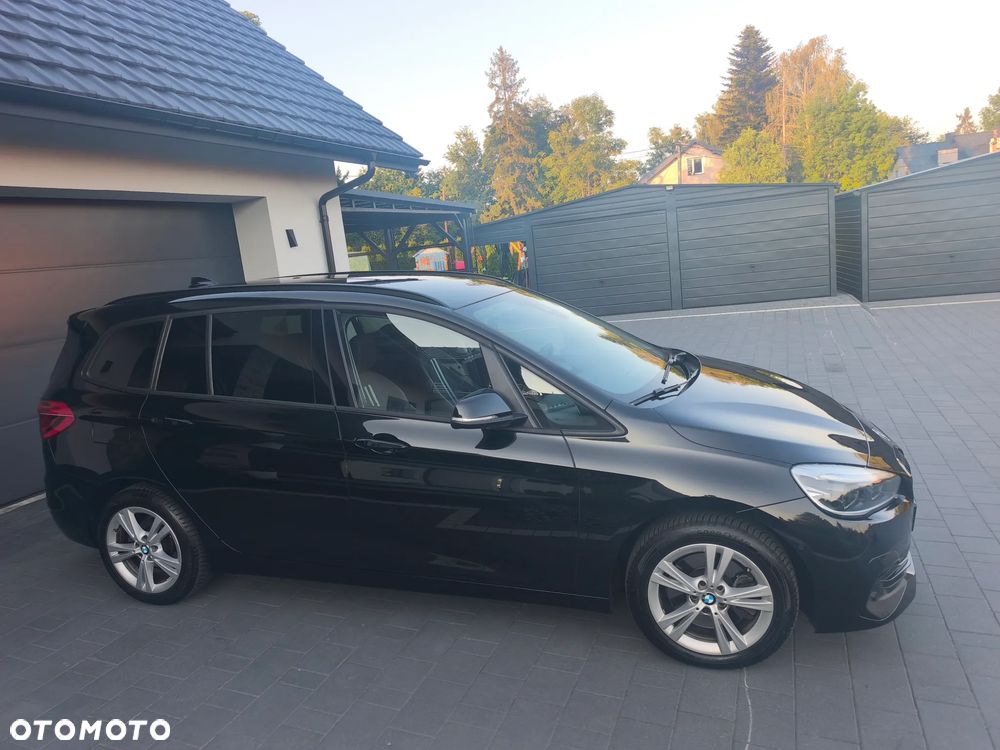 BMW Seria 2 218d Luxury Line sport - 8