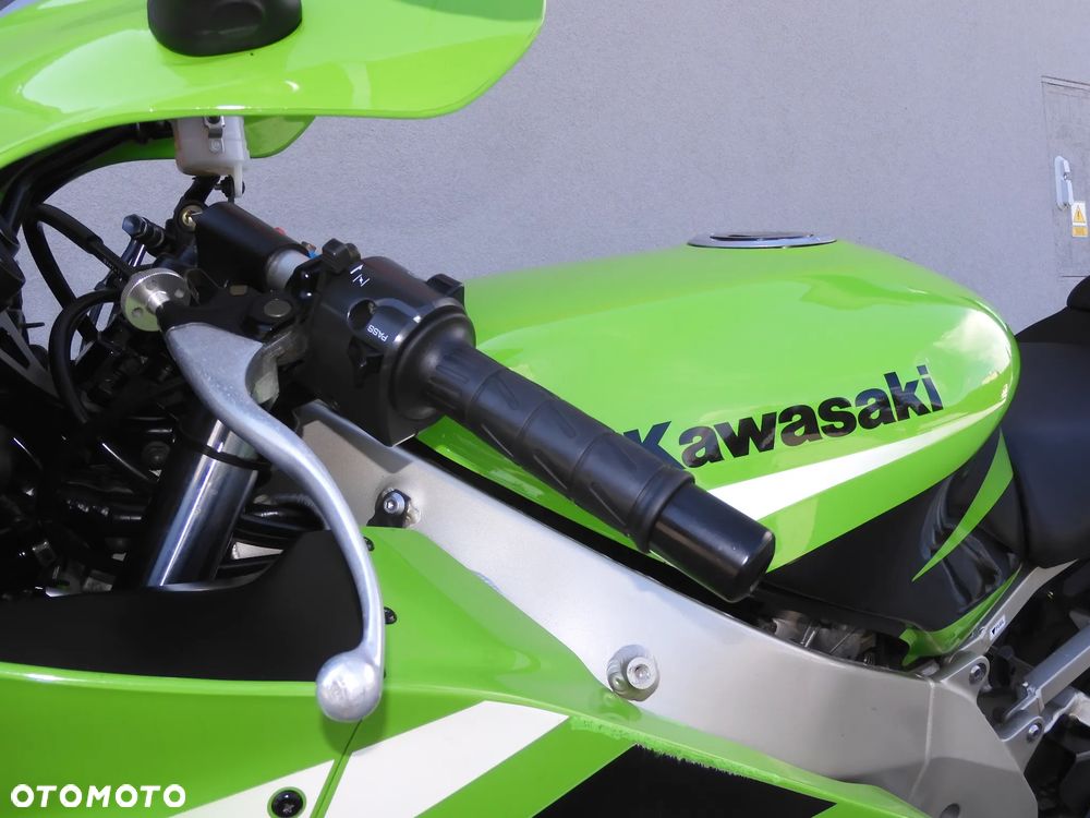 Kawasaki Ninja - 22
