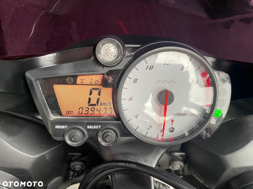 Yamaha R6 - 9