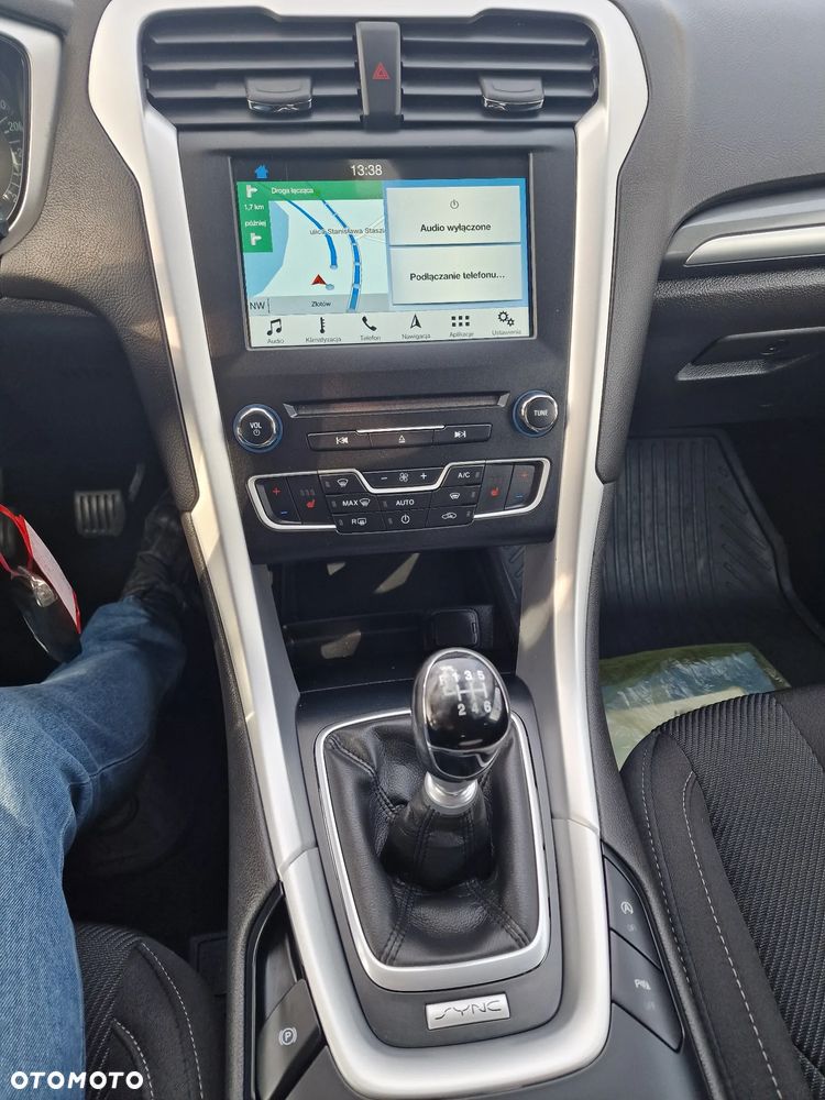 Ford Mondeo 2.0 TDCi Allrad Titanium - 26