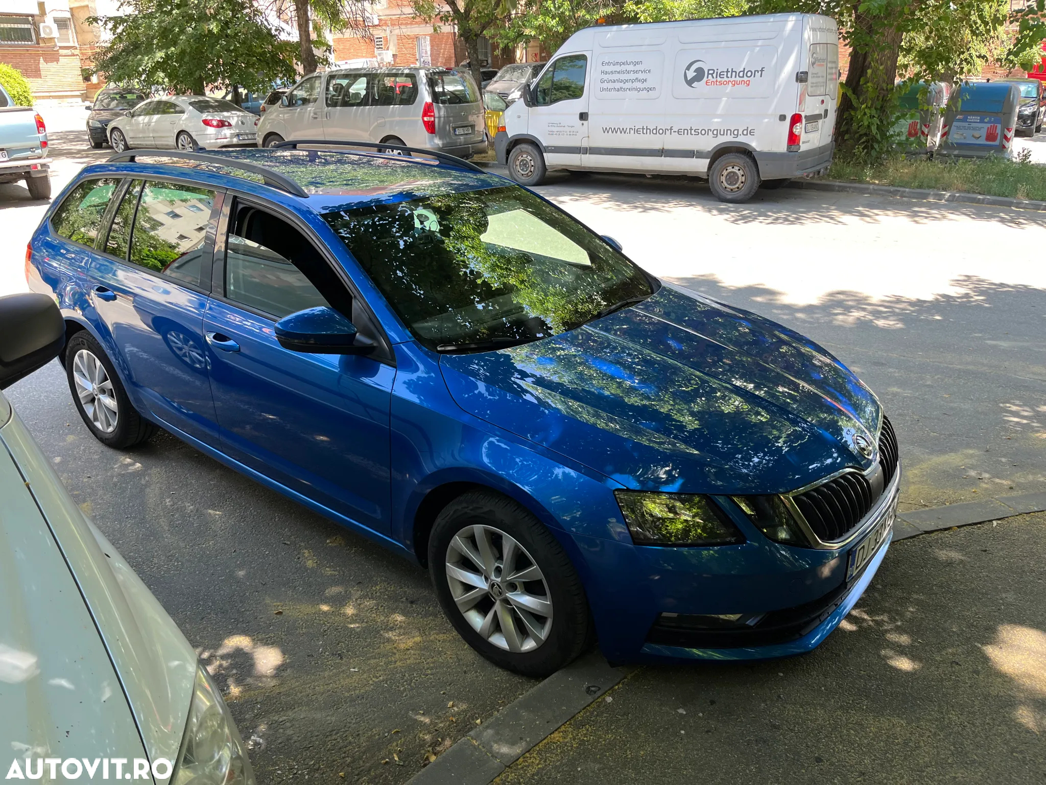 Skoda Octavia 1.6 TDI DSG Ambition - 5