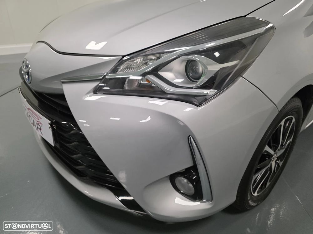 Toyota Yaris 1.5 HSD Comfort +P.Style+P.Techno - 12