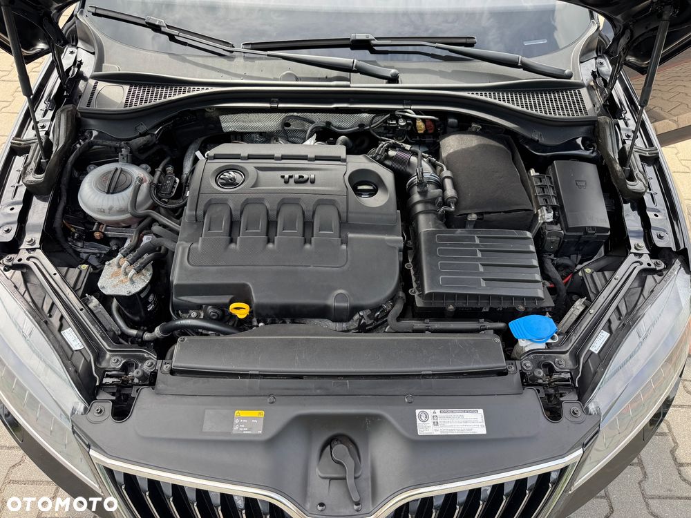Skoda Superb 2.0 TDI DSG Premium Edition - 19