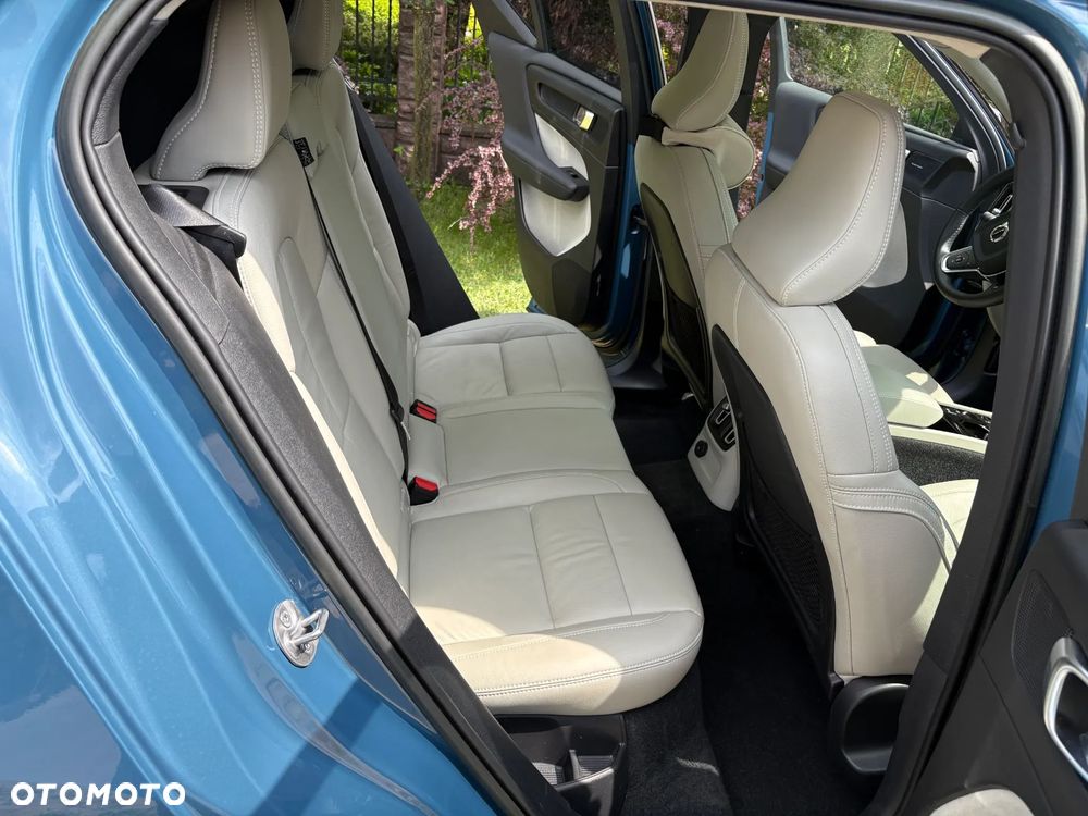 Volvo XC 40 - 2