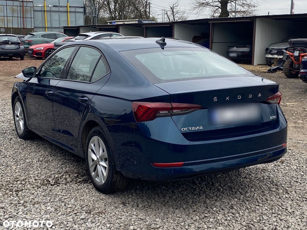 Skoda Octavia - 1