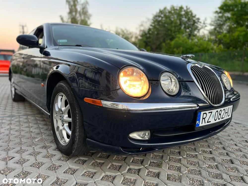 Jaguar S-Type 2.5 V6 Sport - 28