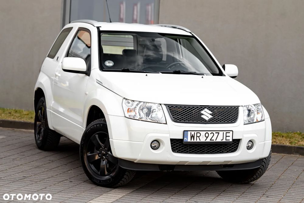 Suzuki Grand Vitara 1.6 Black&White - 15