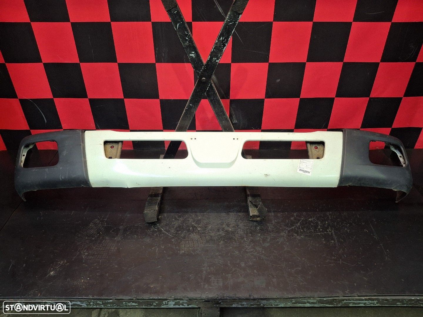 Para Choques Frente Mitsubishi Canter - 1