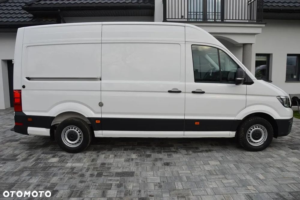 Volkswagen Crafter - 2