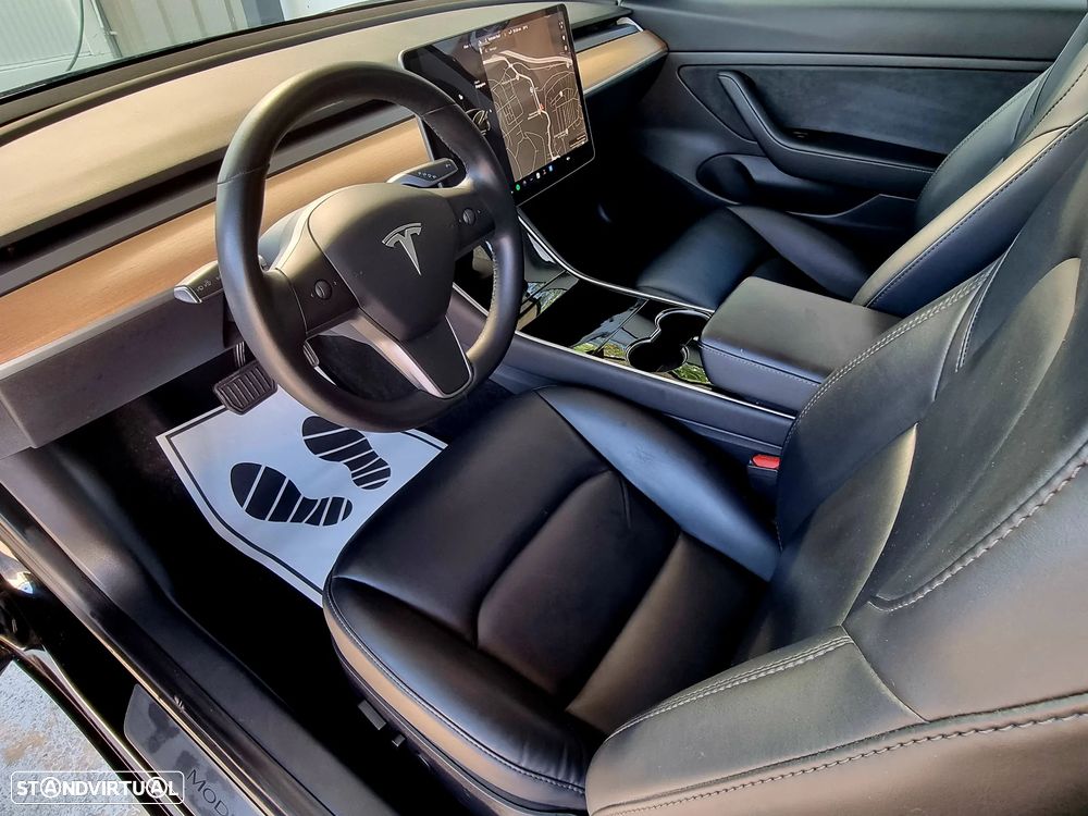 Tesla Model 3 Standard Range Plus RWD - 4