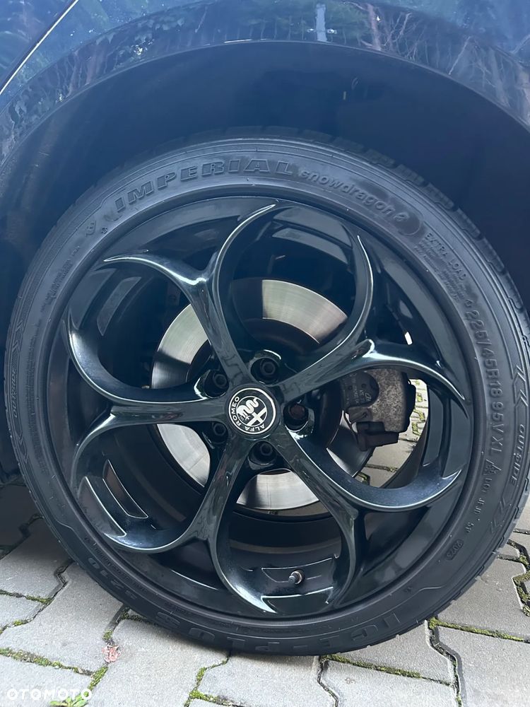 Alfa Romeo Giulia - 7