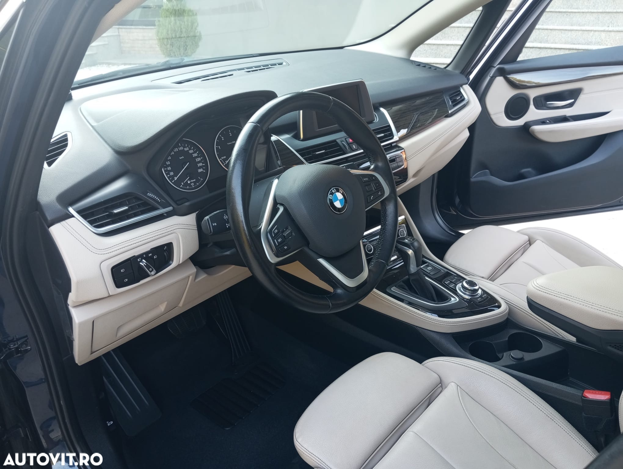 BMW Seria 2 218d Active Tourer Aut. Luxury Line - 33