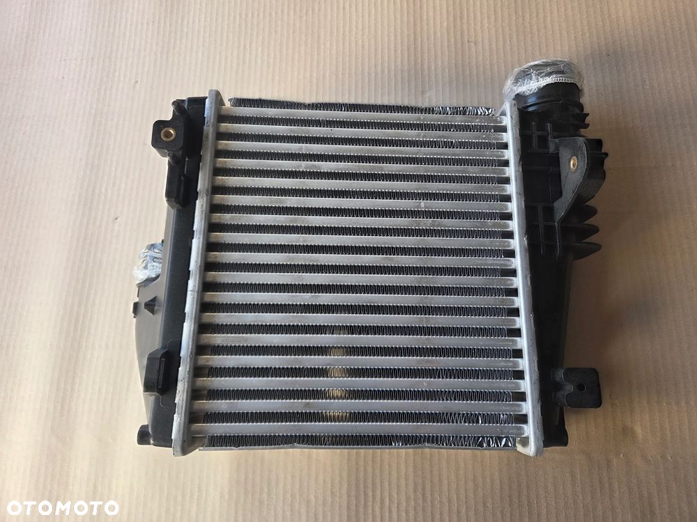 Chłodnica powietrza INTERCOOLER  Peugeot 308 T9 3008 II 5008 II - 5