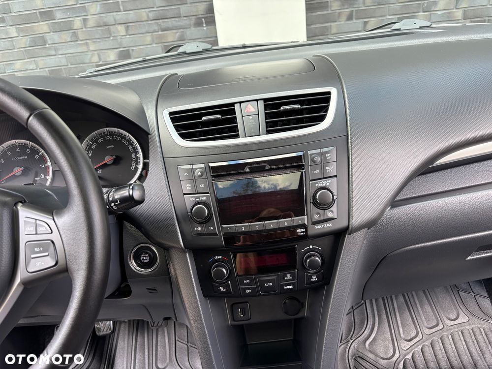 Suzuki Swift 1.2 Premium - 8