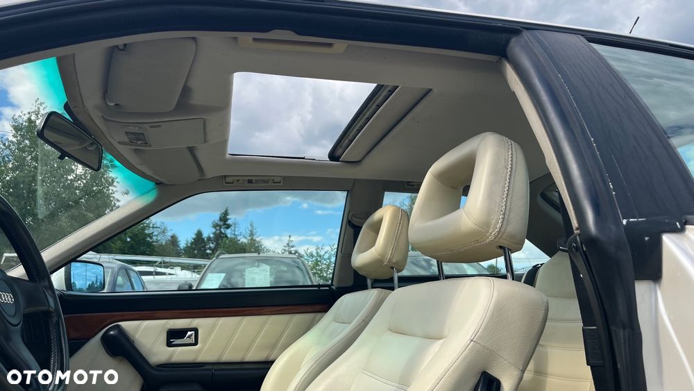 Audi Coupe 2.3 20V - 10