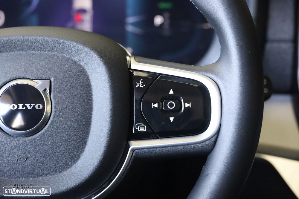 Volvo XC 90 T8 AWD Core - 33