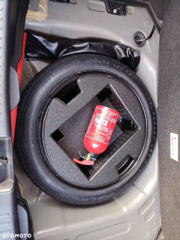 Toyota Yaris 1.5 Comfort - 9