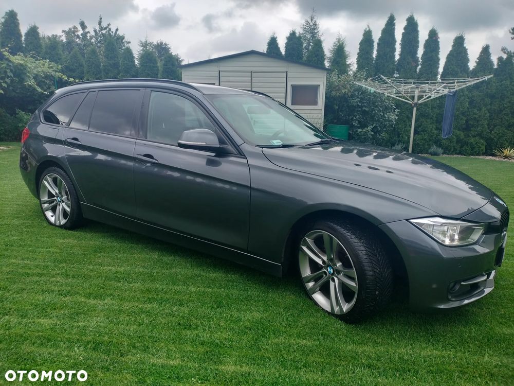 BMW Seria 3 320d Efficient Dynamics Sport Line sport - 2