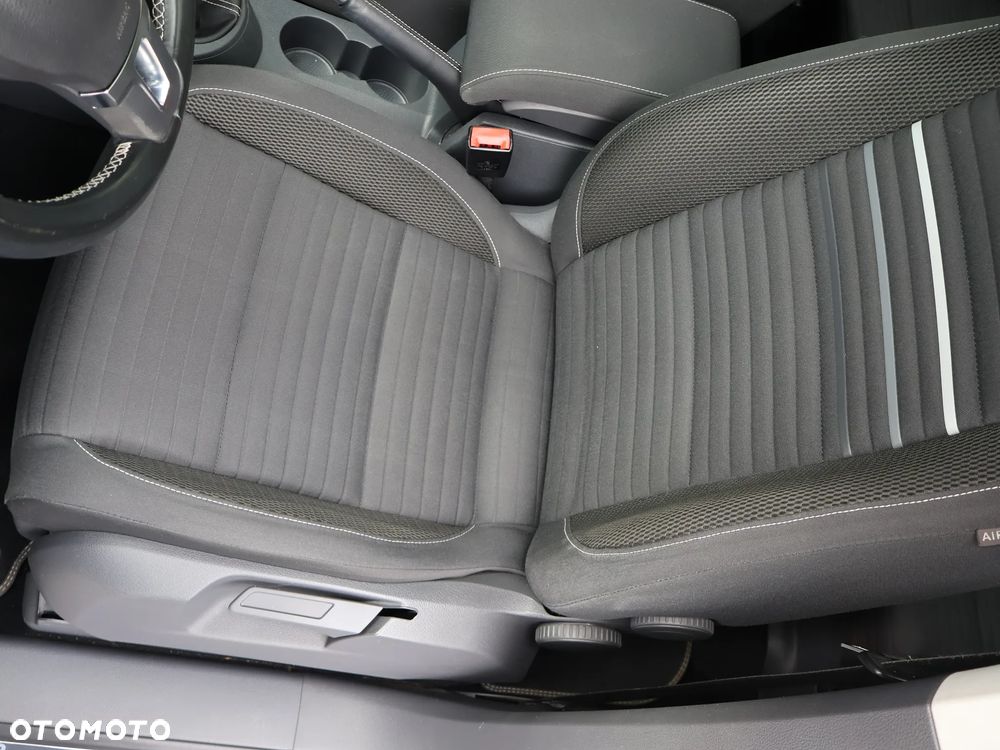Volkswagen Touran 1.4 TSI Cup - 20