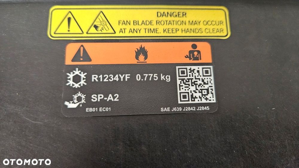 PAS PRZEDNI WZMOCNIENIE LEVC 2019- - 16