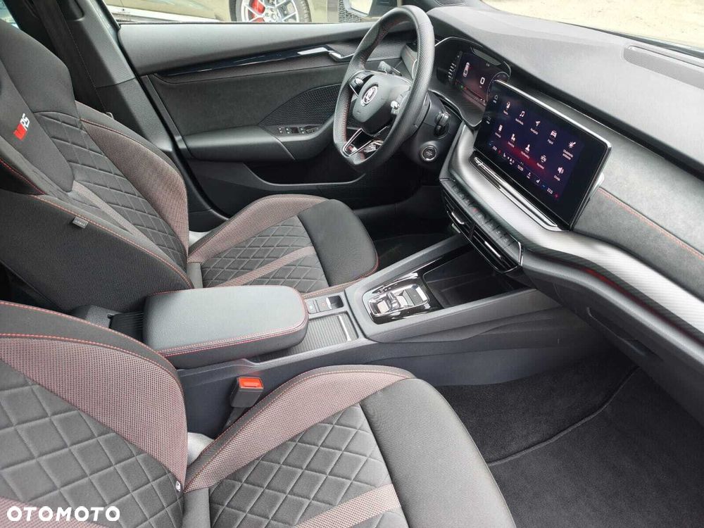 Skoda Octavia 2.0 TSI RS DSG - 19