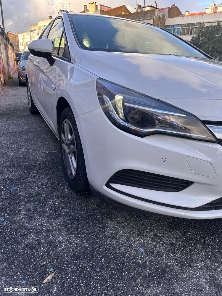 Opel Astra 1.5 D S&S - 2