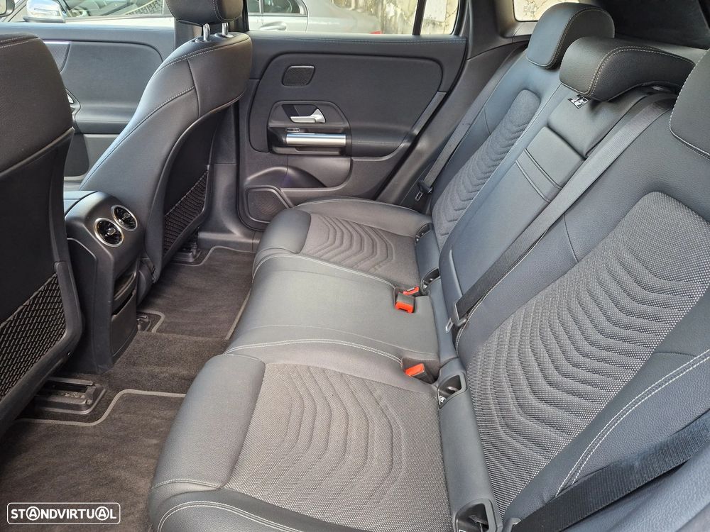 Mercedes-Benz EQA - 13