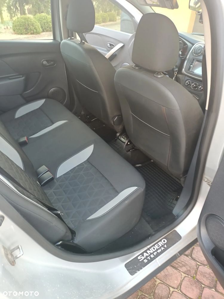 Dacia Sandero Stepway - 12