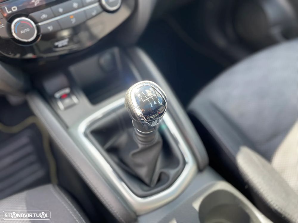Nissan Qashqai 1.5 dCi Tekna - 20