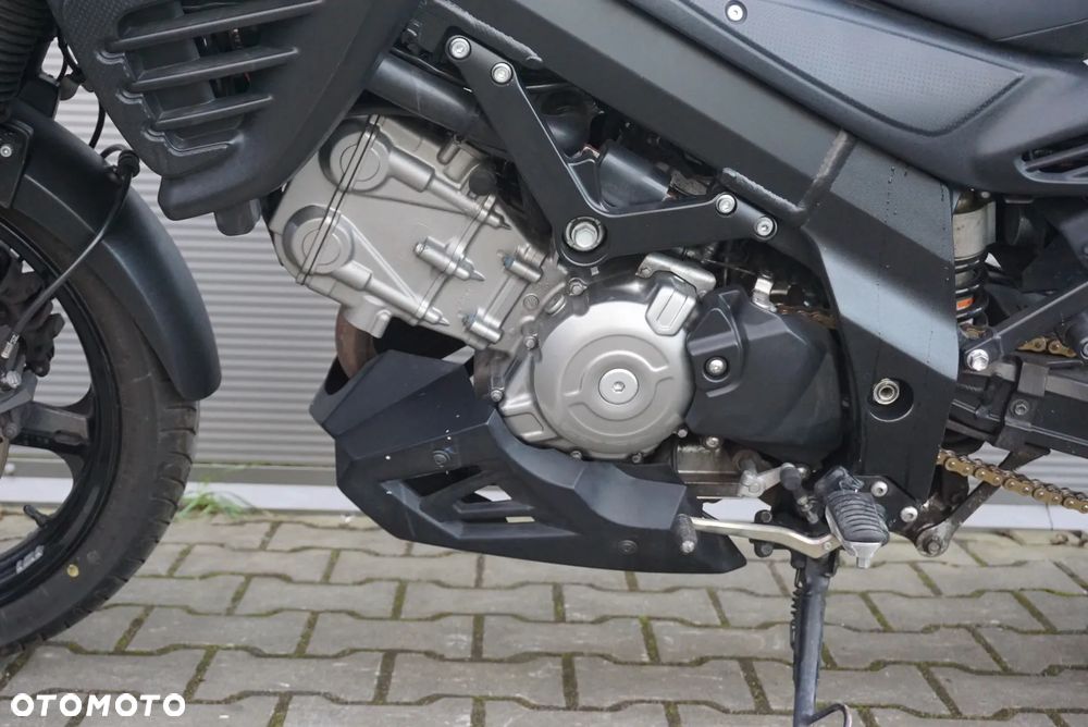 Suzuki V-STROM - 13