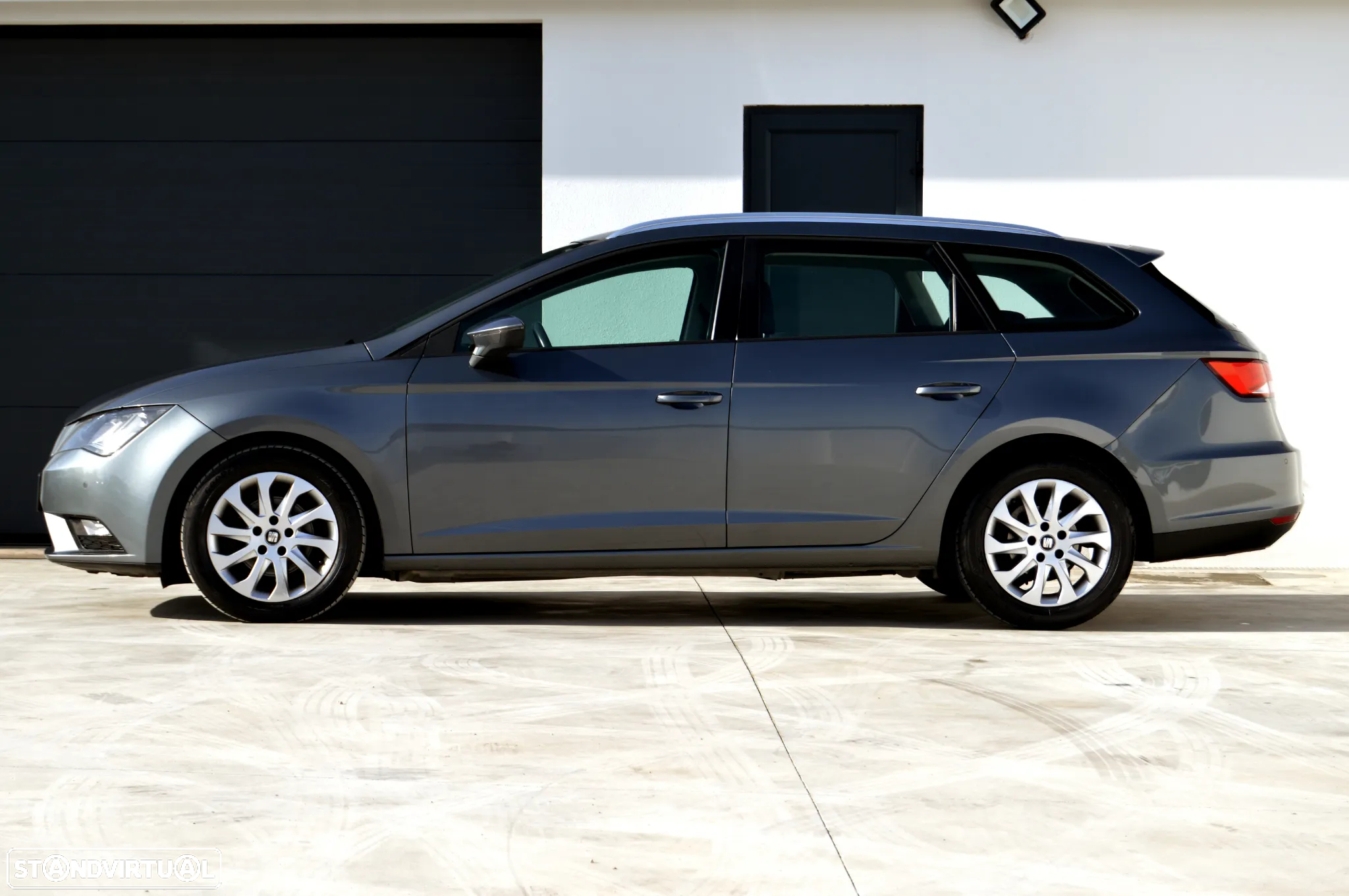 SEAT Leon ST 1.6 TDI Style Ecomotive - 8