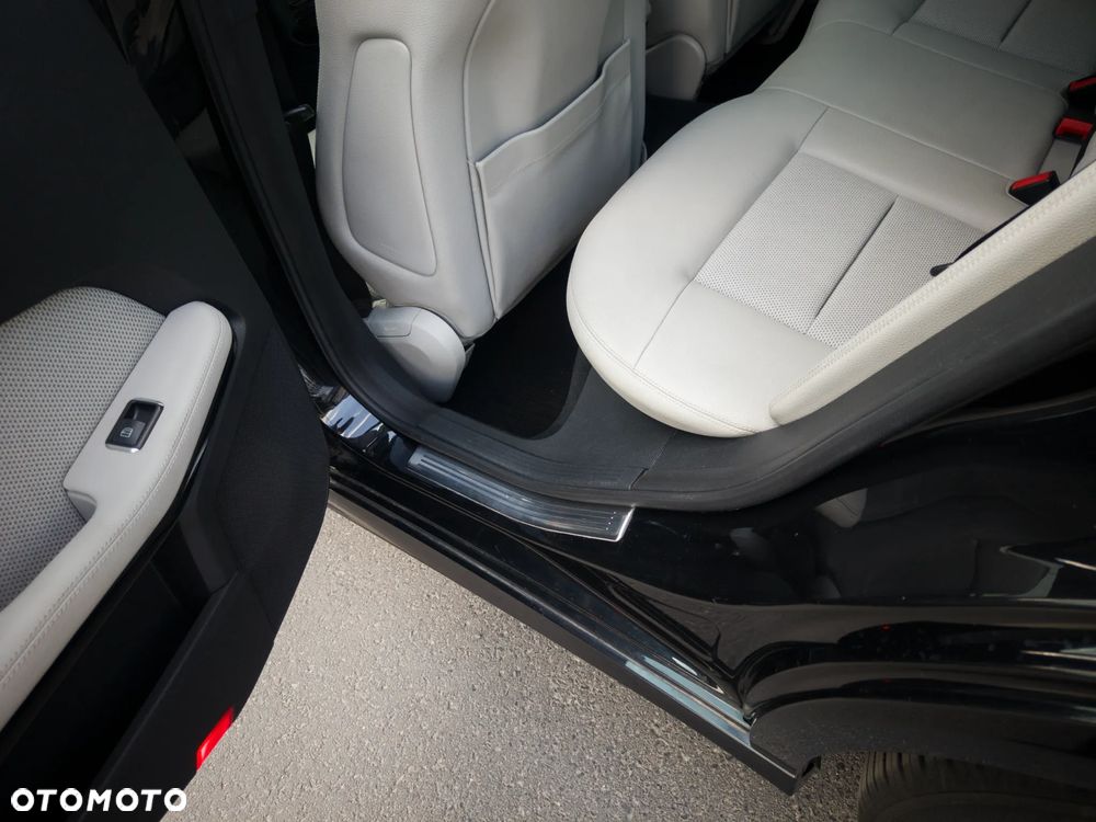 Mercedes-Benz Klasa E 220 BlueTEC 9G-TRONIC Avantgarde - 34
