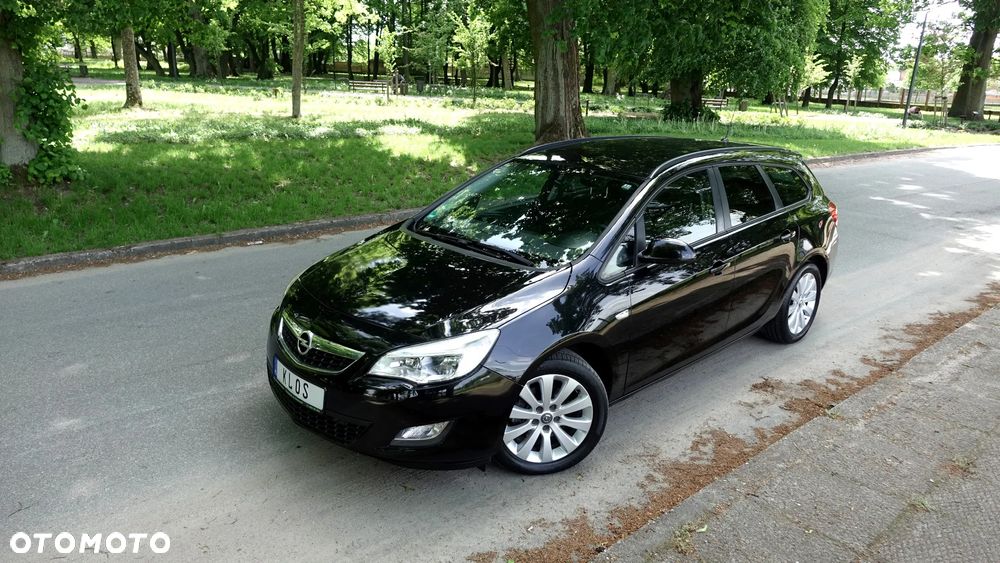 Opel Astra 1.6 Turbo - 1